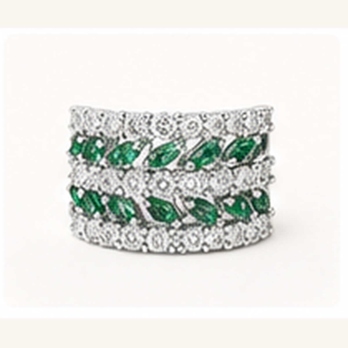 Emerald Leaf Luxe Ring product image