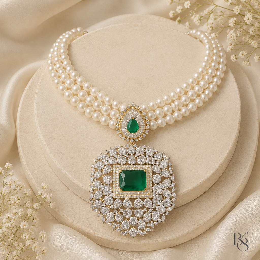 Emerald Pearl Statement Necklace product image