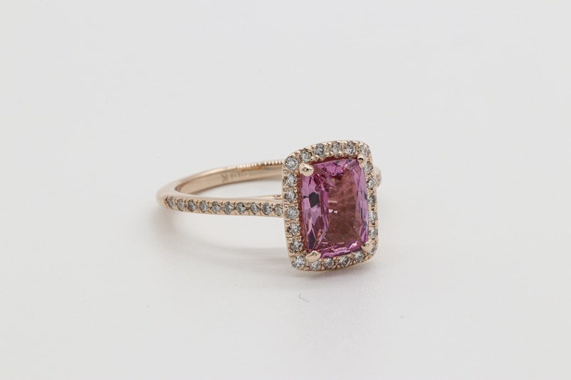 Tanzanite Cocktail Ring detail