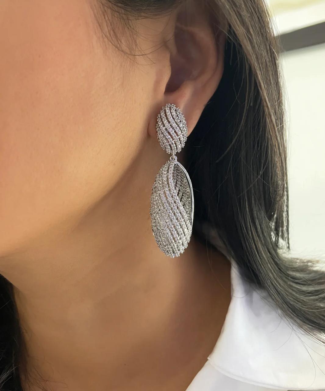 Sculpted Crystal Drop Earrings product photo